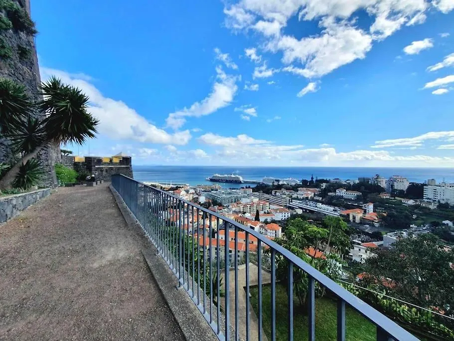 Unique Two-Patios Funchal Apartment + Garage Funchal (Madeira)