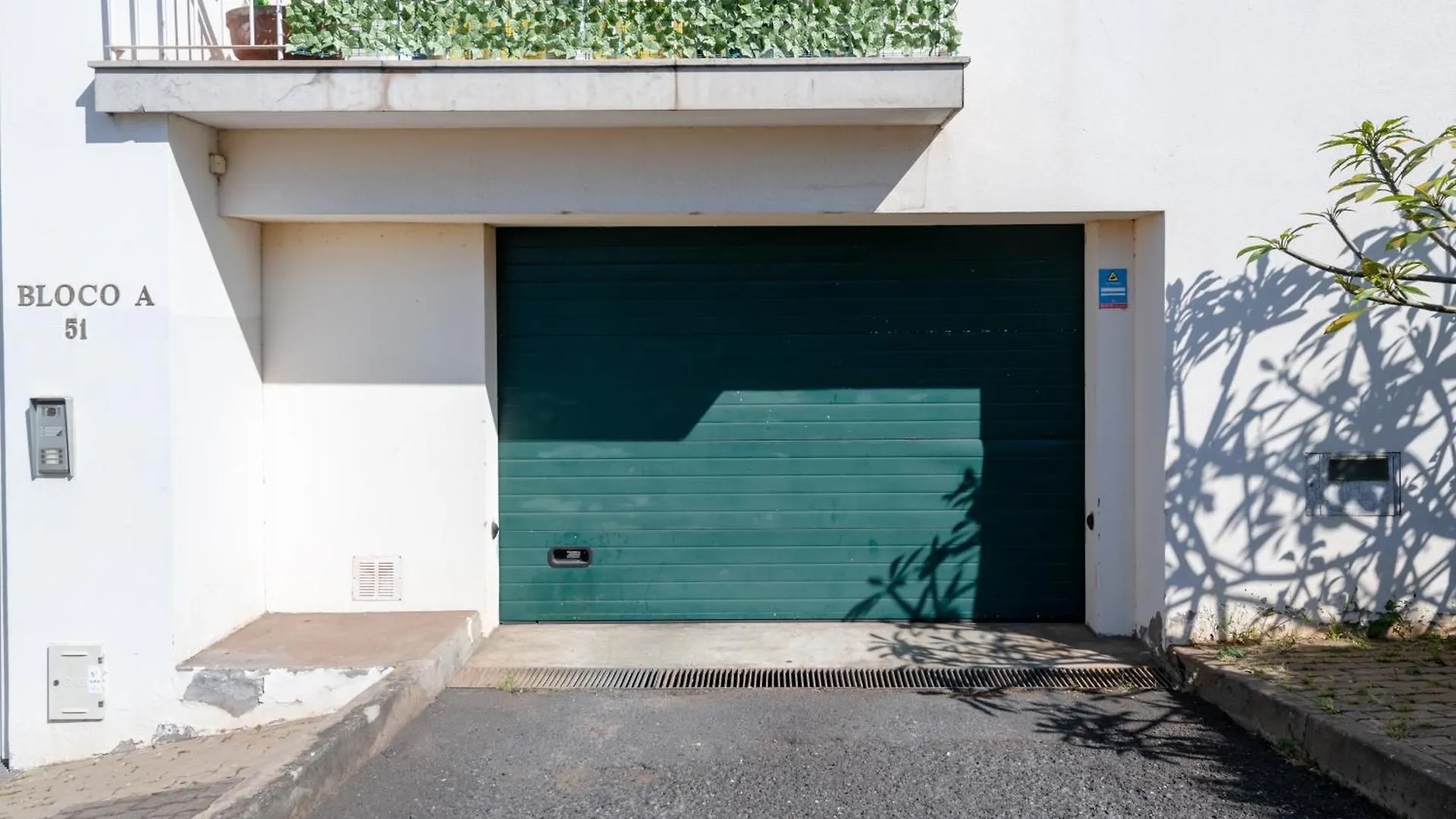 Unique Two-Patios Funchal Apartment + Garage 0*, Funchal (Madeira) Portogallo